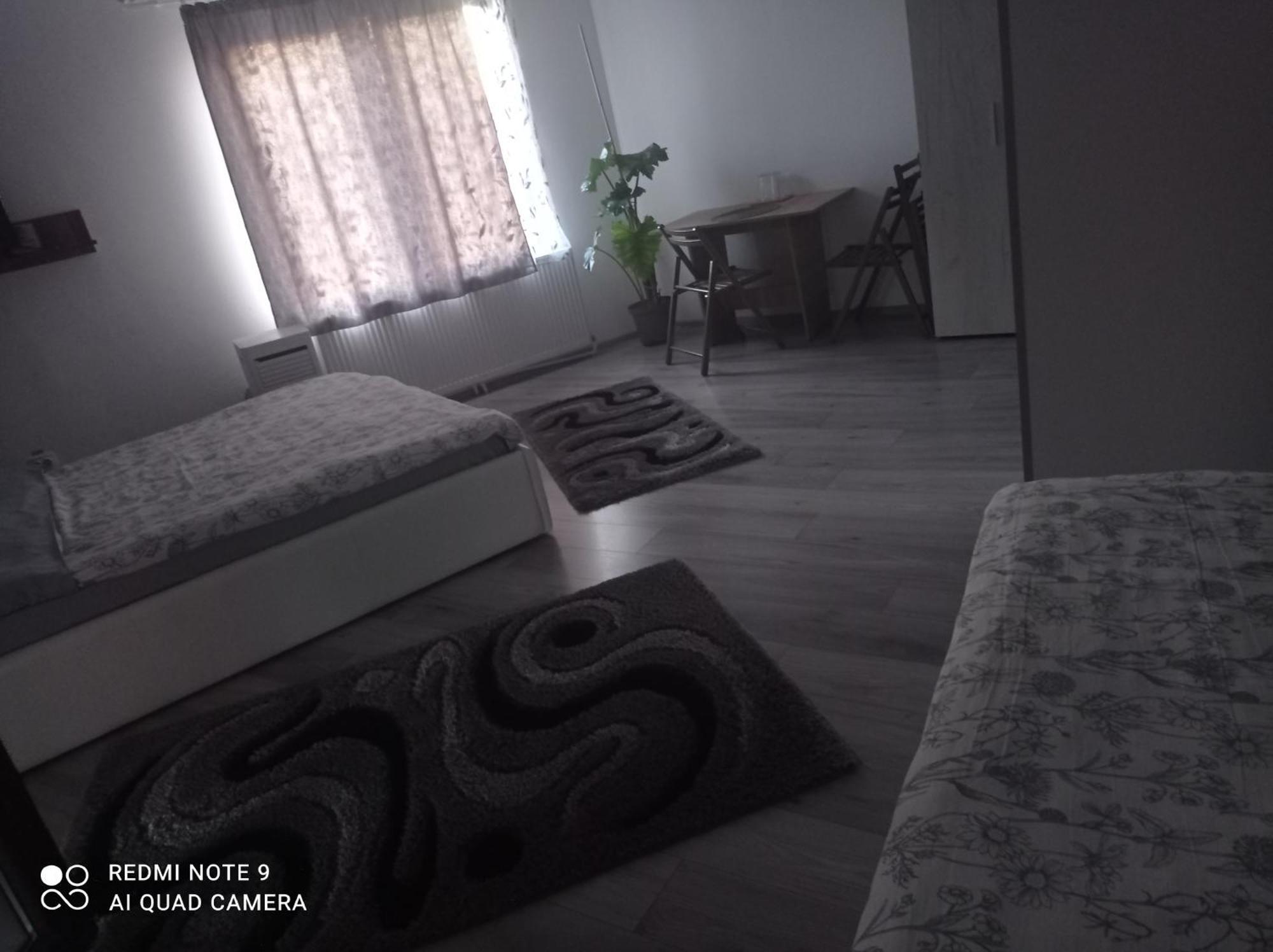 Casa Rool Hotel Turda Ruang foto