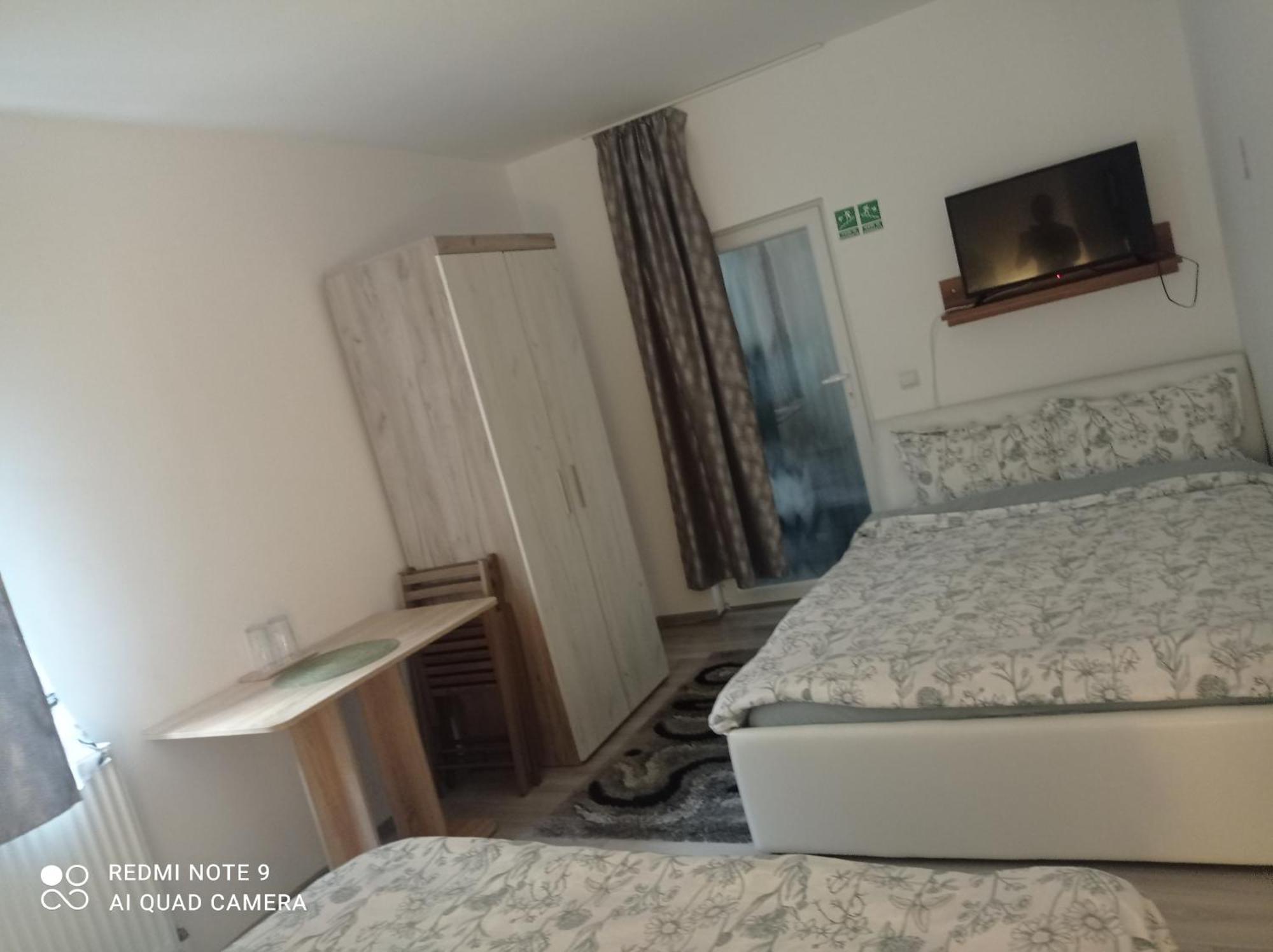 Casa Rool Hotel Turda Ruang foto